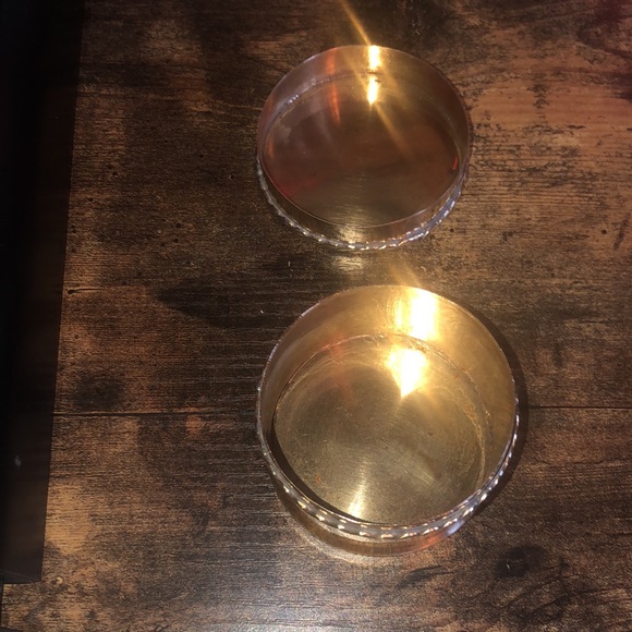 NEW LISTING! Vintage Polished Brass Trinket Box - Picture 4 of 4